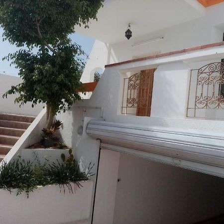 Villa Luxueuse Meublee Sfax Exteriör bild