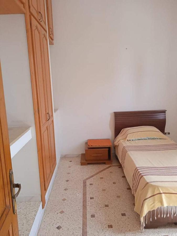 Villa Luxueuse Meublee Sfax Exteriör bild