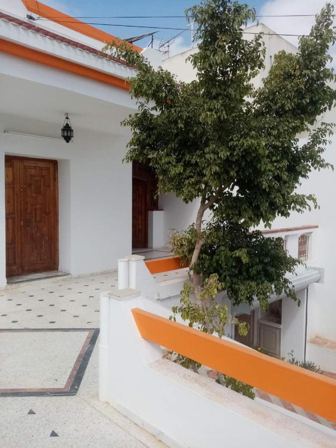 Villa Luxueuse Meublee Sfax Exteriör bild