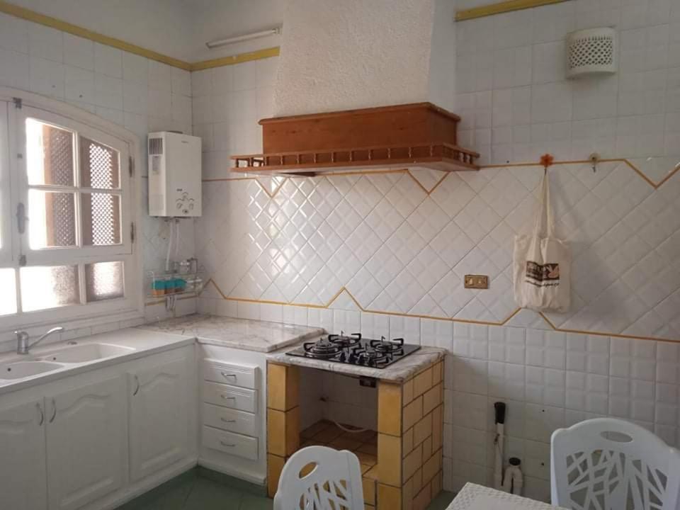 Villa Luxueuse Meublee Sfax Exteriör bild